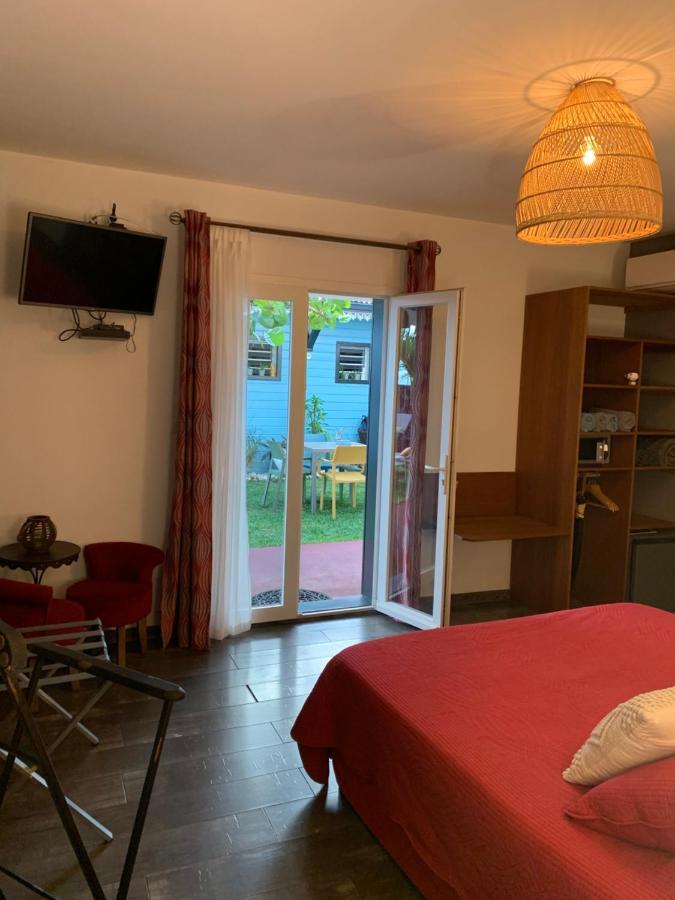 Maison D'Hotes Cote Lagon Сен-Пьер Экстерьер фото