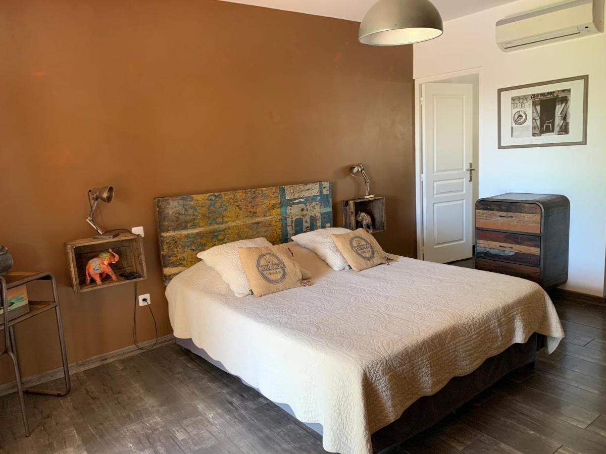 Maison D'Hotes Cote Lagon Сен-Пьер Экстерьер фото